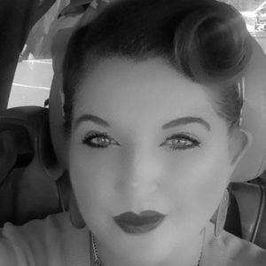 Meet your Posher, Justina